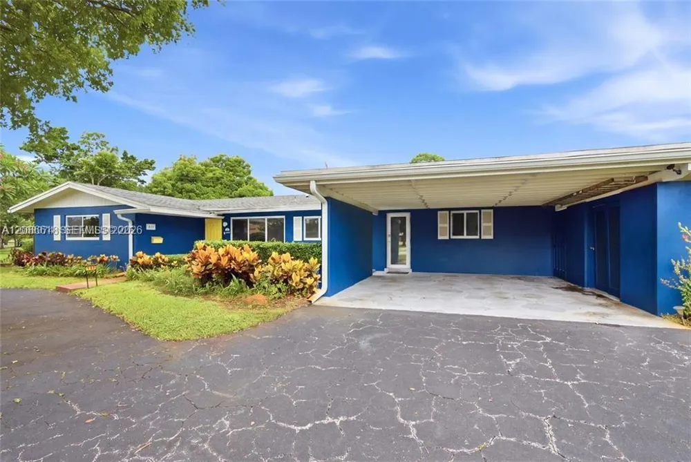 341 SW 54th Ave Plantation, FL 33317