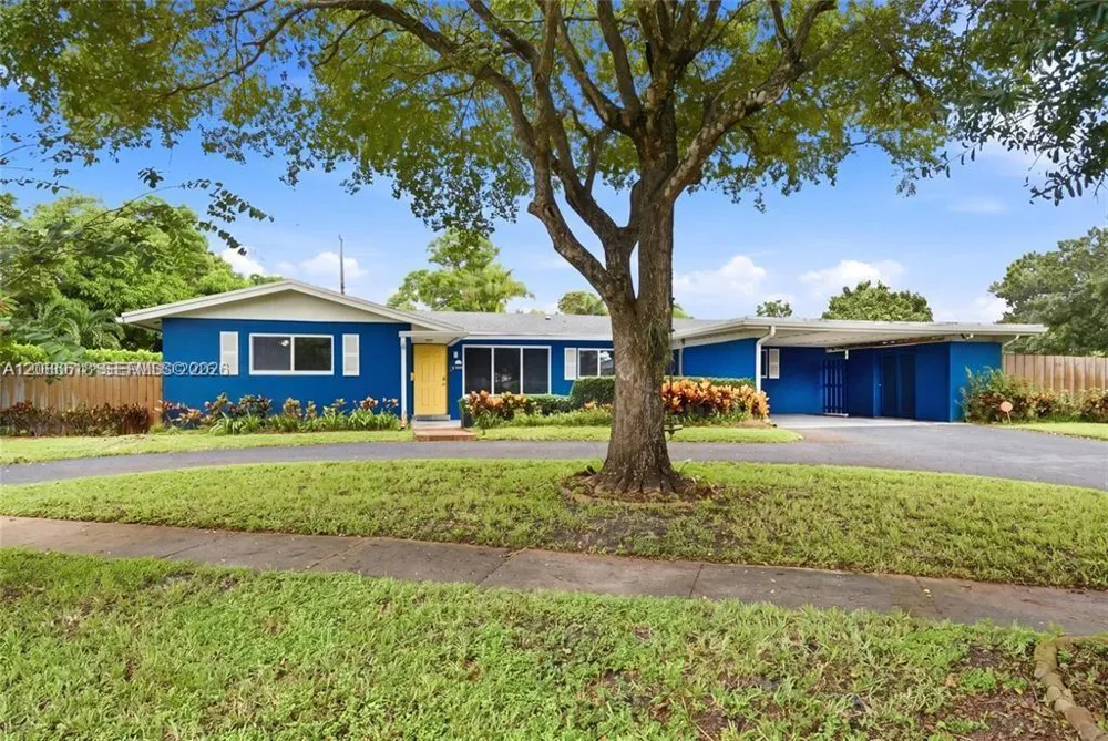 341 SW 54th Ave Plantation, FL 33317