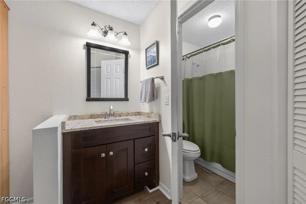 Equestrian Circle #1710 Fort Myers, FL 33907