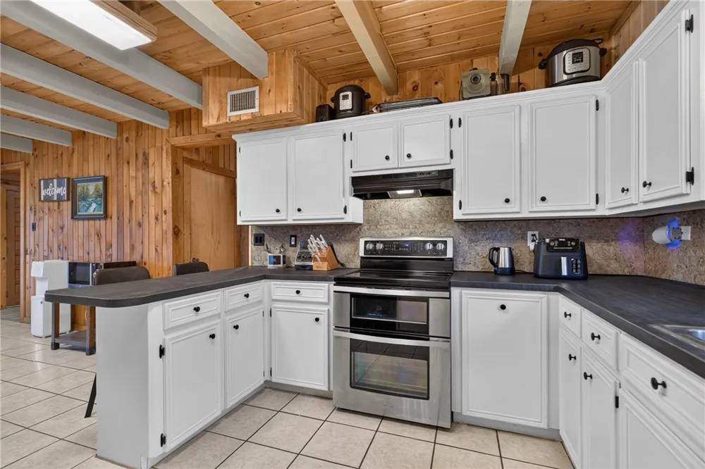 5474 Sunset Robstown, TX 78380