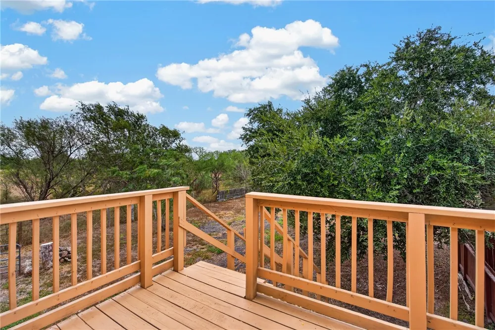 5474 Sunset Robstown, TX 78380