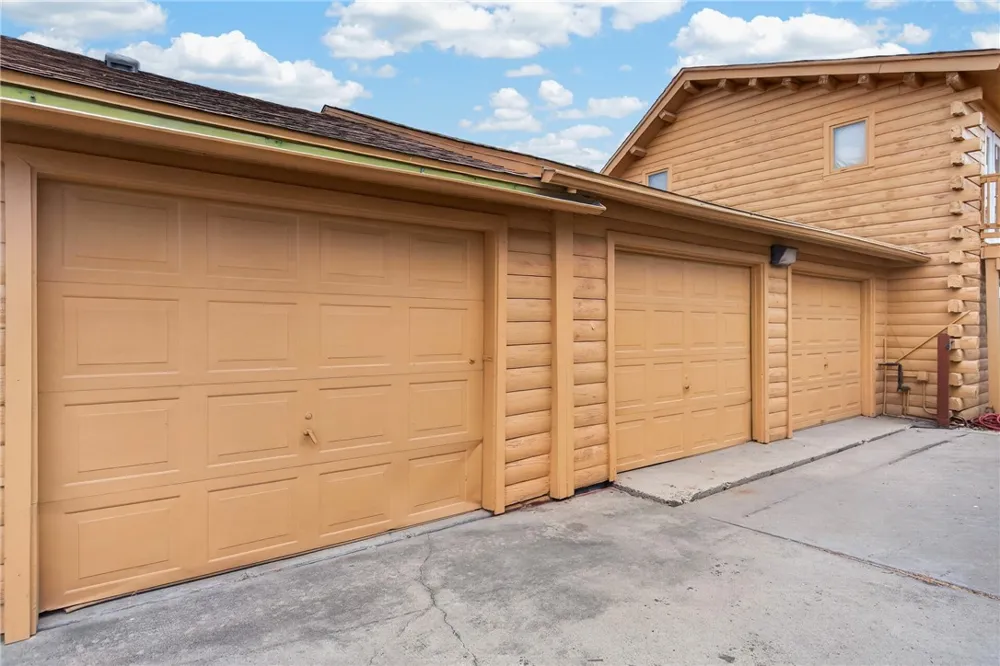 5474 Sunset Robstown, TX 78380