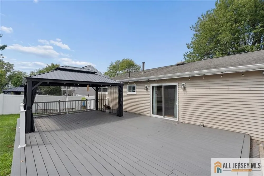 9 Bucknell Road Old Bridge, NJ 08859
