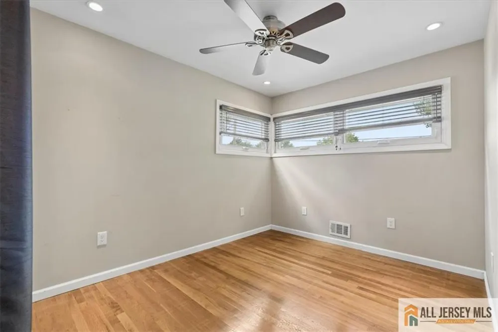 9 Bucknell Road Old Bridge, NJ 08859