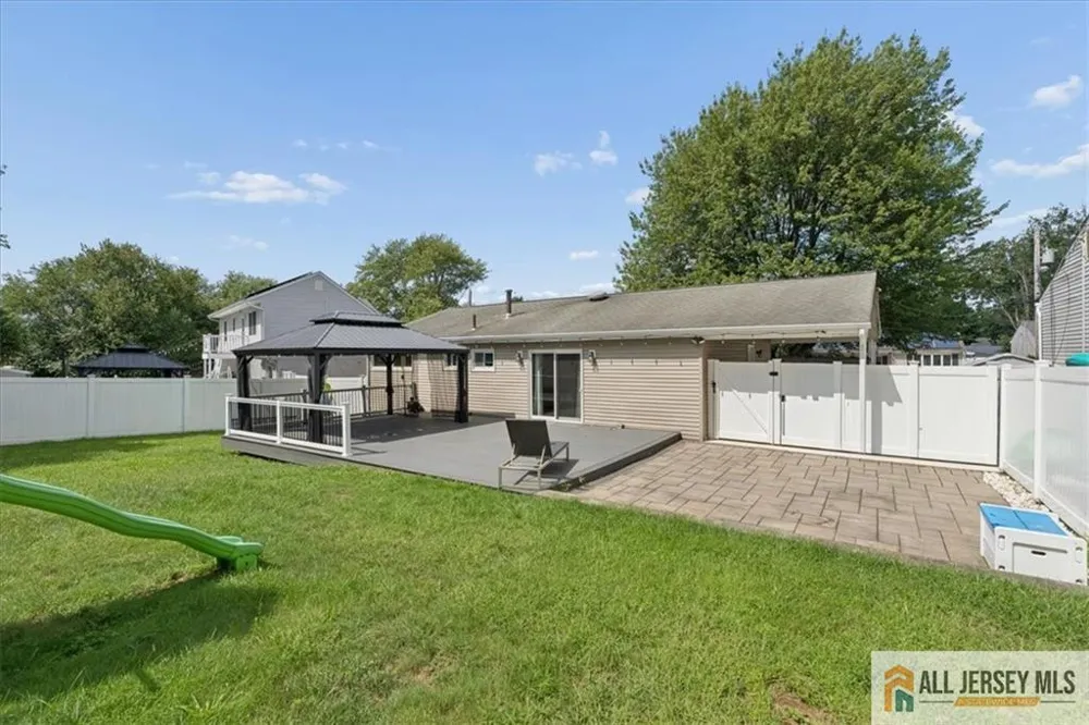 9 Bucknell Road Old Bridge, NJ 08859