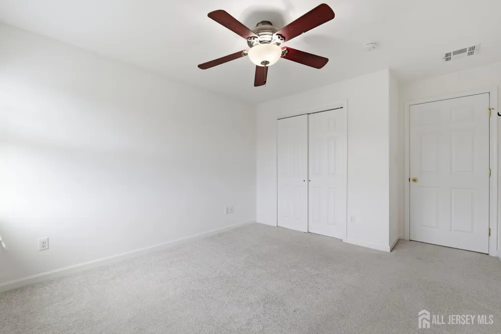 191-C Sierra Court Woodbridge Proper, NJ 07095