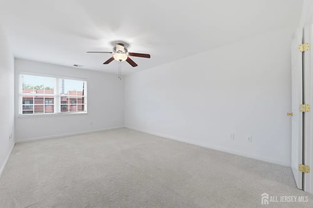 191-C Sierra Court Woodbridge Proper, NJ 07095