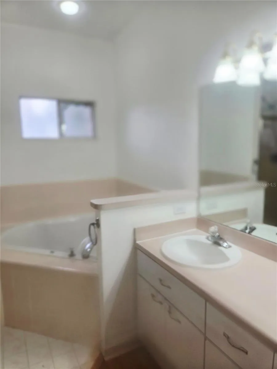 4423 NW 36TH STREET Gainesville, FL 32605