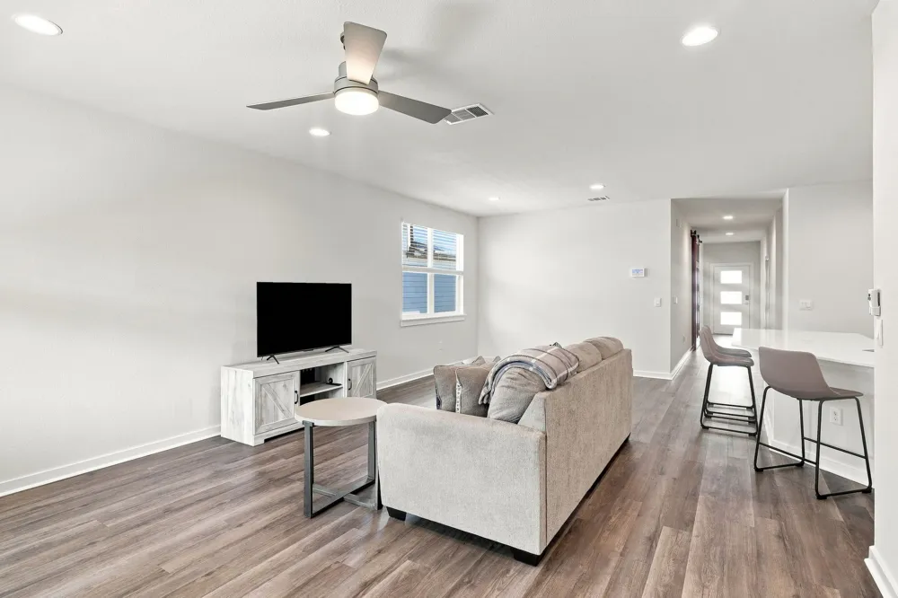 7709 Linnie Lane Austin, TX 78724