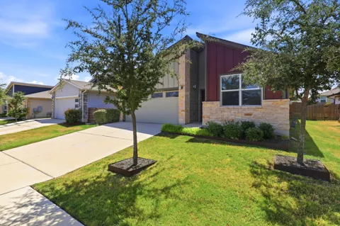 7709 Linnie Lane