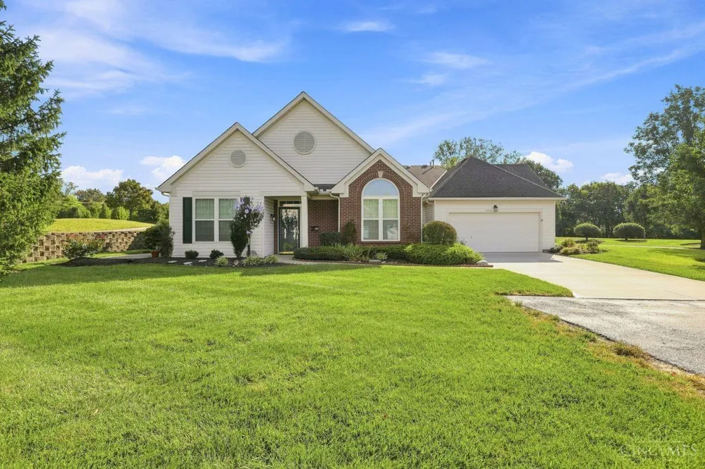 2850 Ashton Circle Fairfield, OH 45011