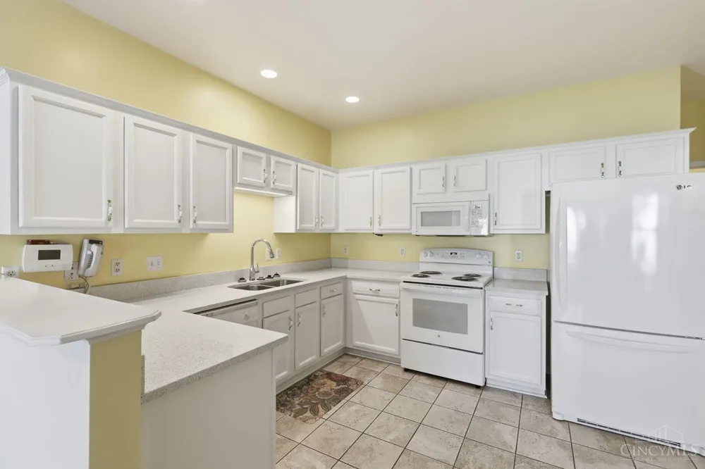 2850 Ashton Circle Fairfield, OH 45011