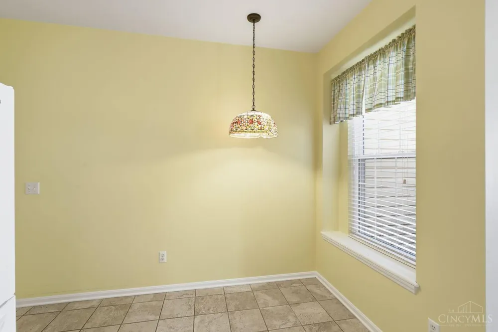 2850 Ashton Circle Fairfield, OH 45011
