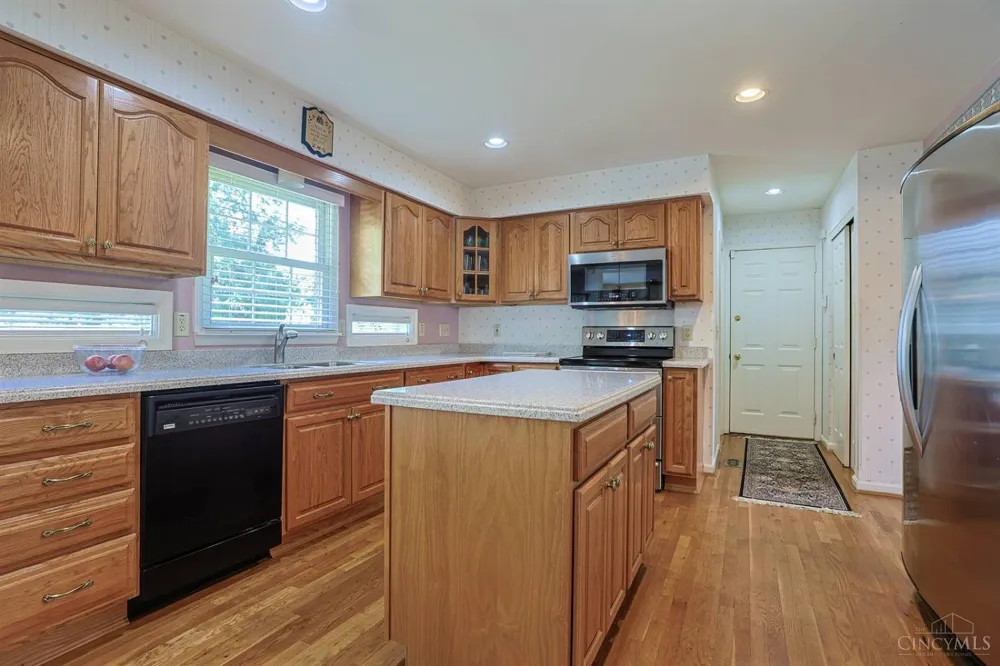 11715 Kemperwoods Drive Symmes, OH 45249