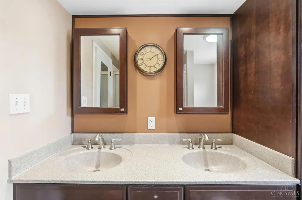7297 Birchwood Drive West Chester, OH 45069