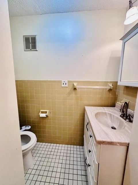 40 PROSPECT AVE Bayonne, NJ 07002