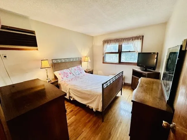 40 PROSPECT AVE Bayonne, NJ 07002