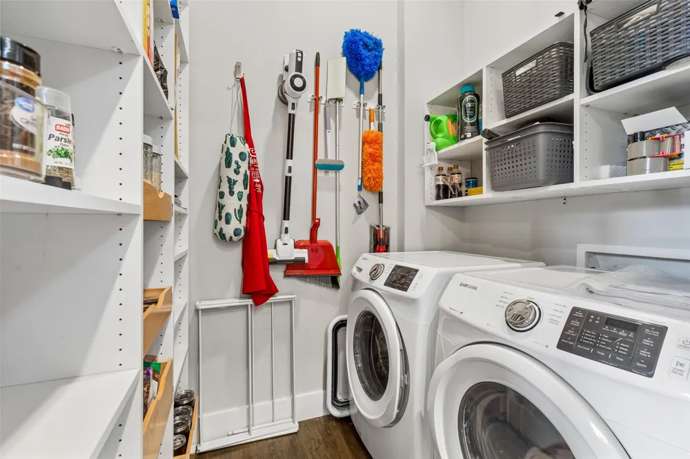 5914 Lindell Avenue #400 Dallas, TX 75206