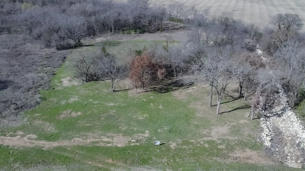 1665 Private Access 60200 Burleson, TX 76028