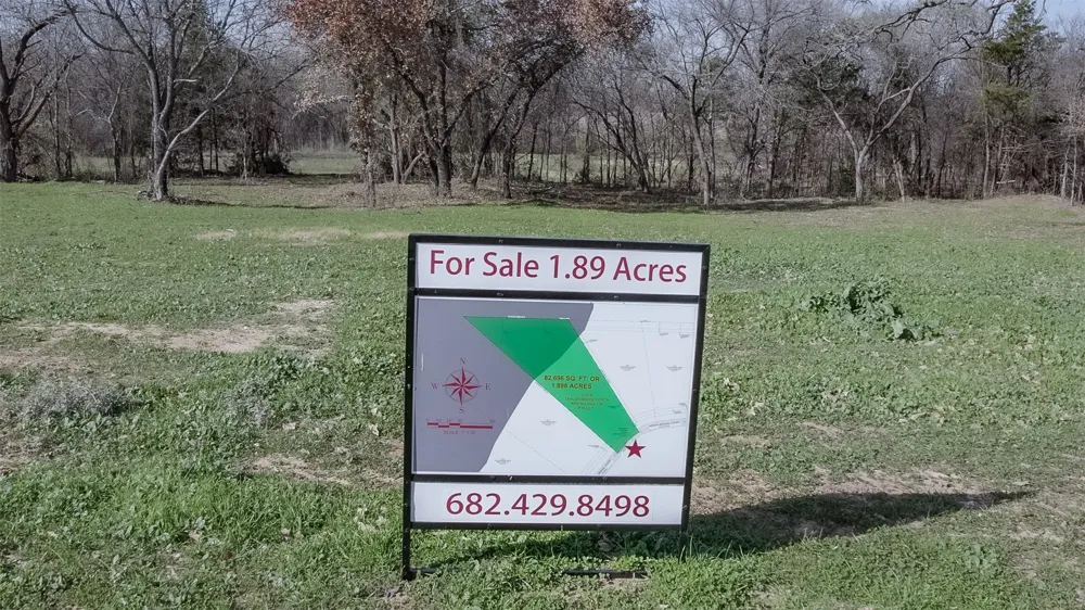 1665 Private Access 60200 Burleson, TX 76028