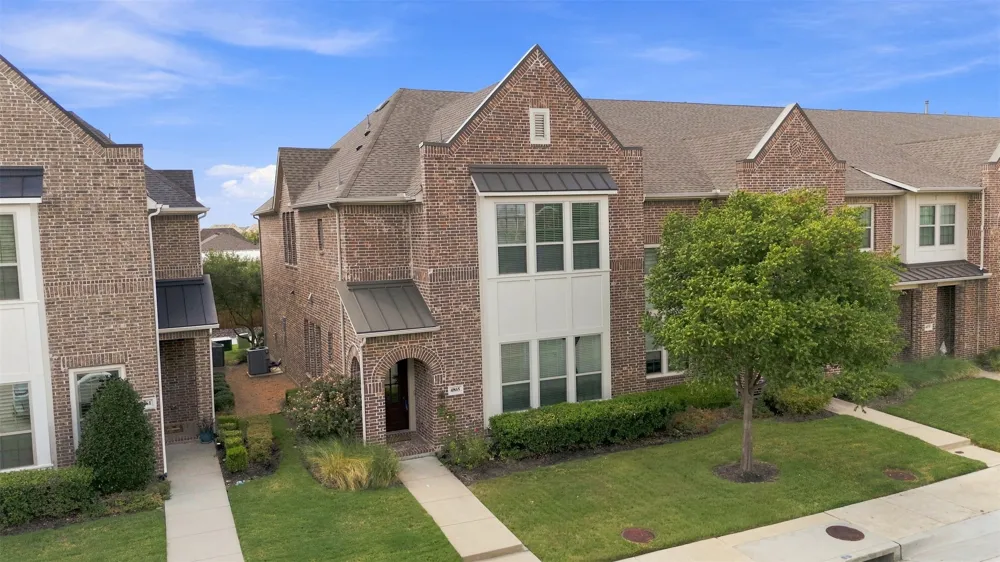 4865 Paddock Trail Carrollton, TX 75010