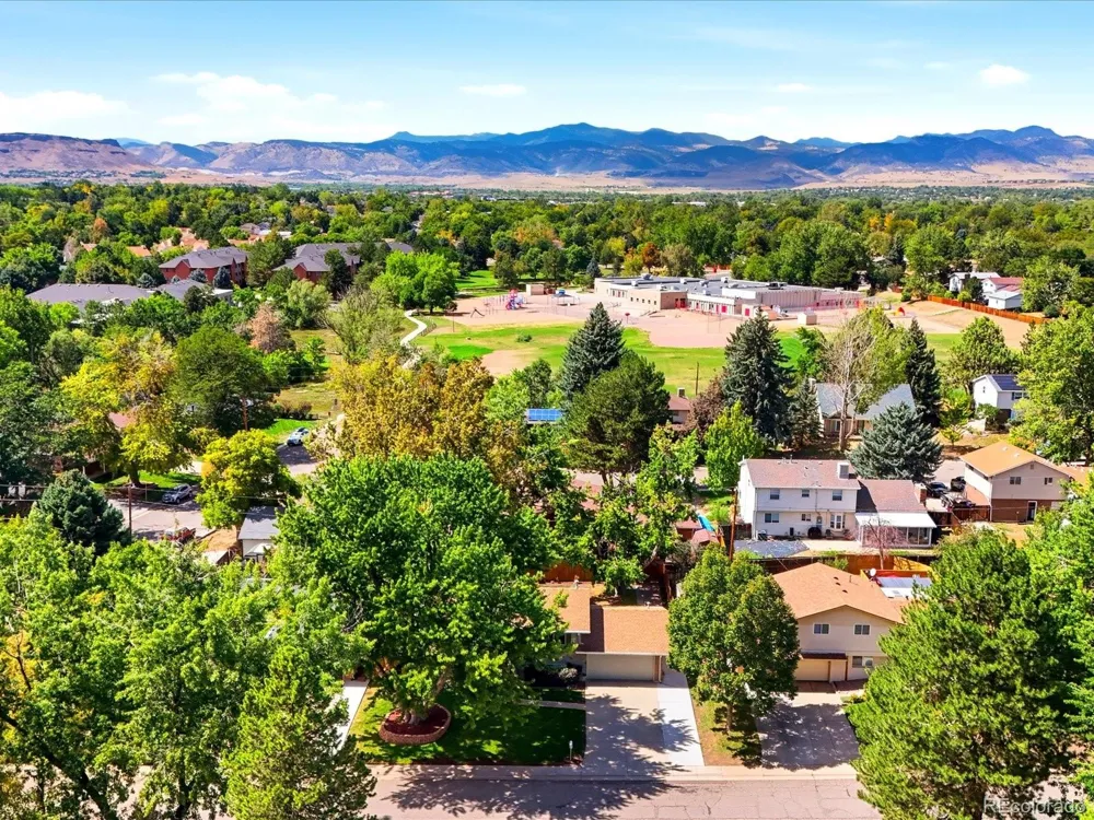 6523 Welch Street Arvada, CO 80004