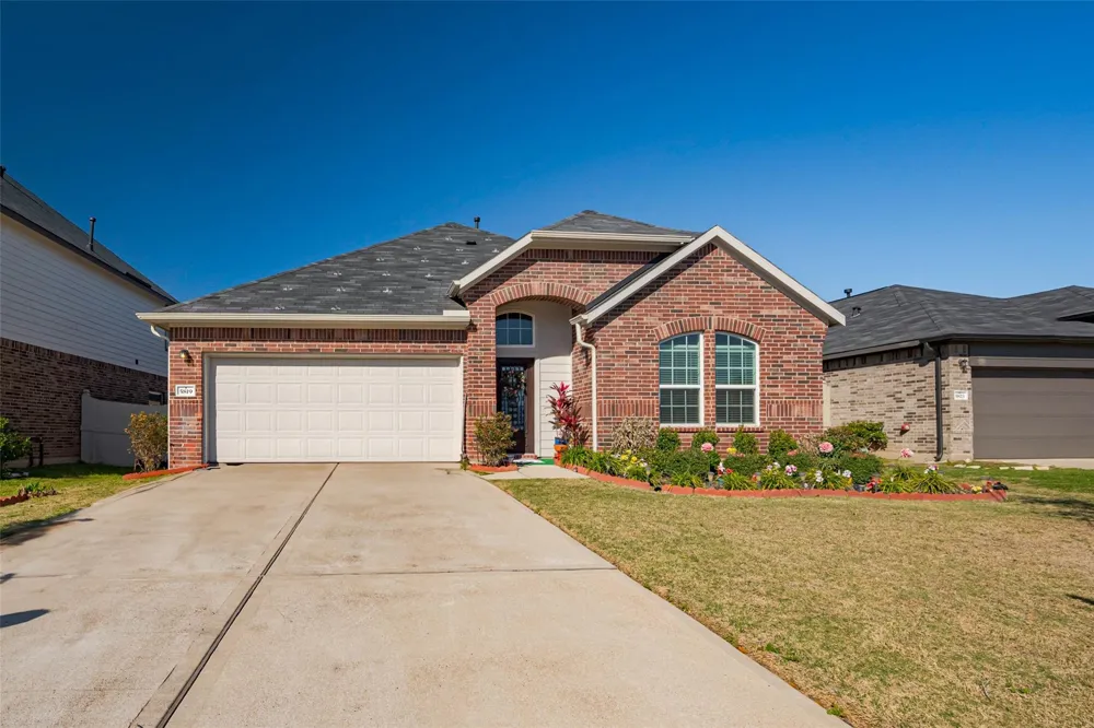 5819 Southern Rose Lane Rosenberg, TX 77469