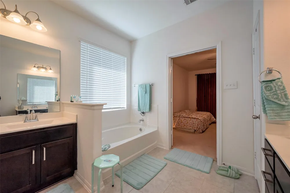 5819 Southern Rose Lane Rosenberg, TX 77469