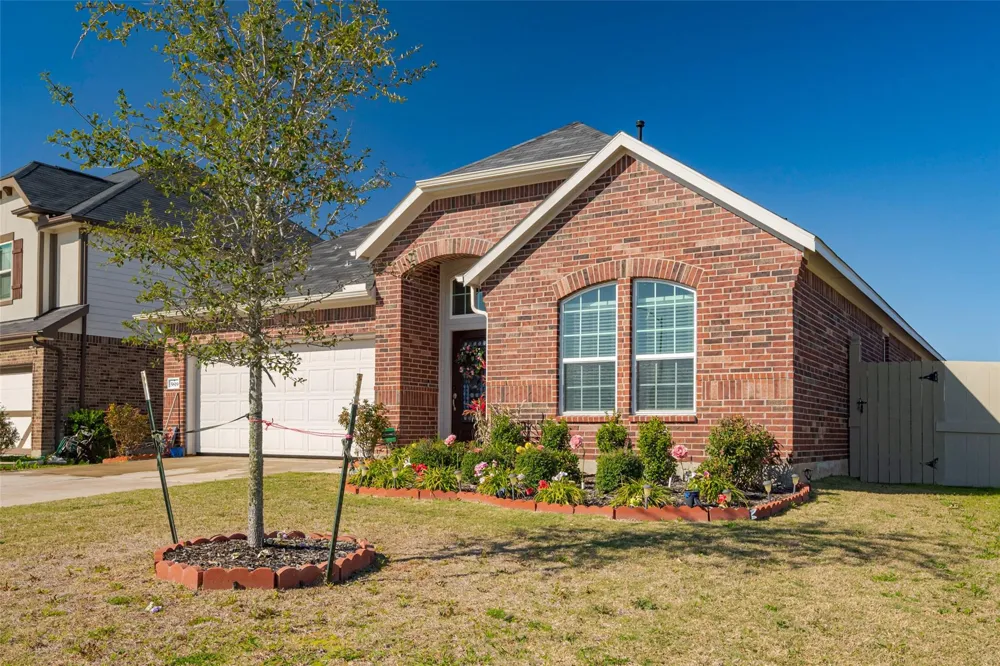 5819 Southern Rose Lane Rosenberg, TX 77469