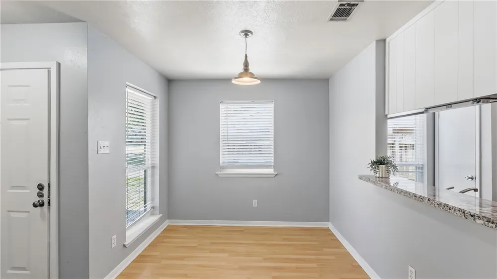 610 Cross Timbers Drive College Station, TX 77840