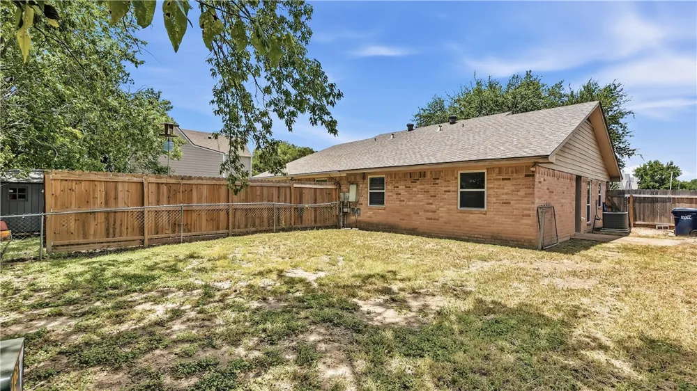 610 Cross Timbers Drive College Station, TX 77840