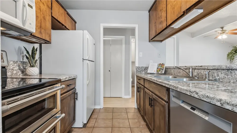610 Cross Timbers Drive College Station, TX 77840