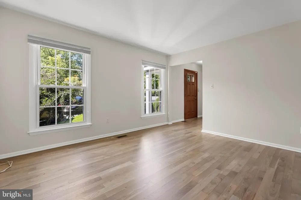 8085 WOODLOO DRIVE NE Ellicott City, MD 21043