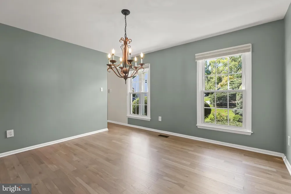 8085 WOODLOO DRIVE NE Ellicott City, MD 21043