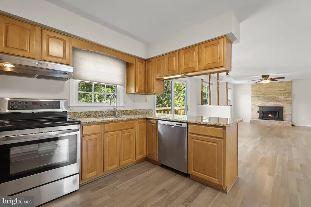 8085 WOODLOO DRIVE NE Ellicott City, MD 21043