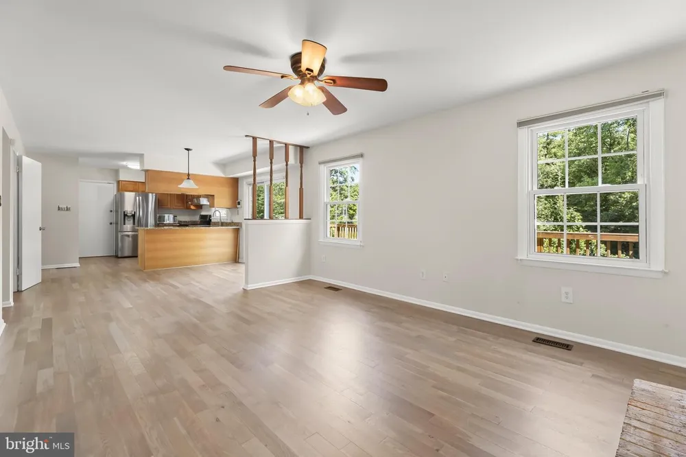 8085 WOODLOO DRIVE NE Ellicott City, MD 21043