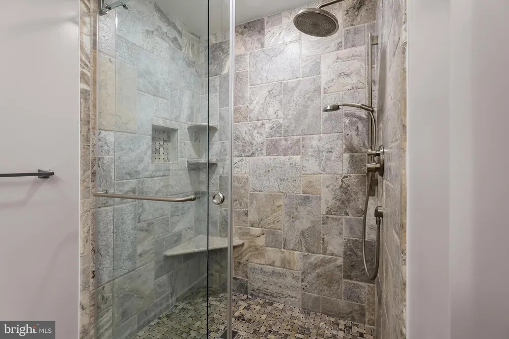 8085 WOODLOO DRIVE NE Ellicott City, MD 21043