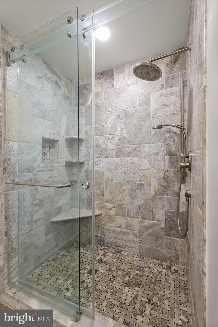 8085 WOODLOO DRIVE NE Ellicott City, MD 21043