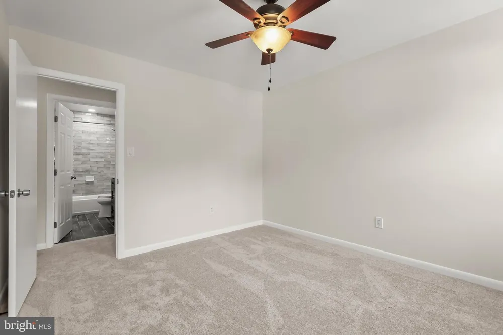 8085 WOODLOO DRIVE NE Ellicott City, MD 21043