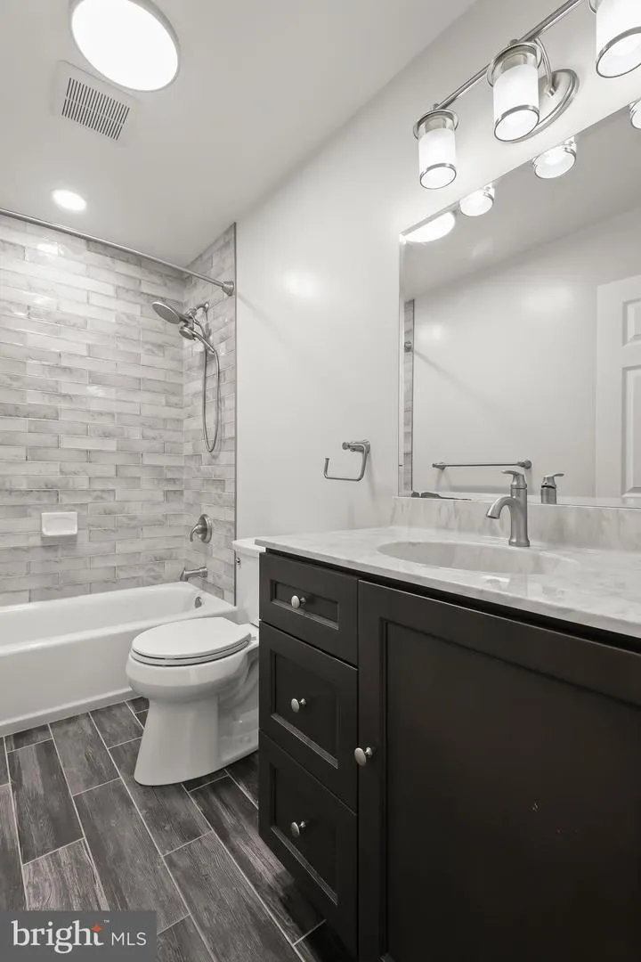 8085 WOODLOO DRIVE NE Ellicott City, MD 21043