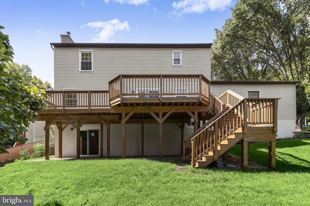 8085 WOODLOO DRIVE NE Ellicott City, MD 21043