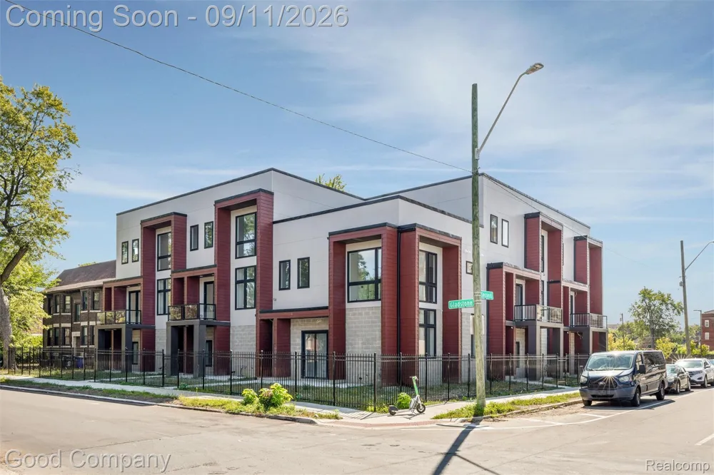 155 Gladstone Street Detroit City, MI 48202