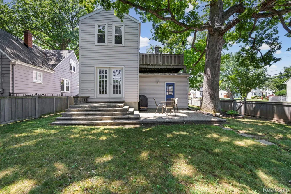 1103 Hoffman Avenue Royal Oak City, MI 48067