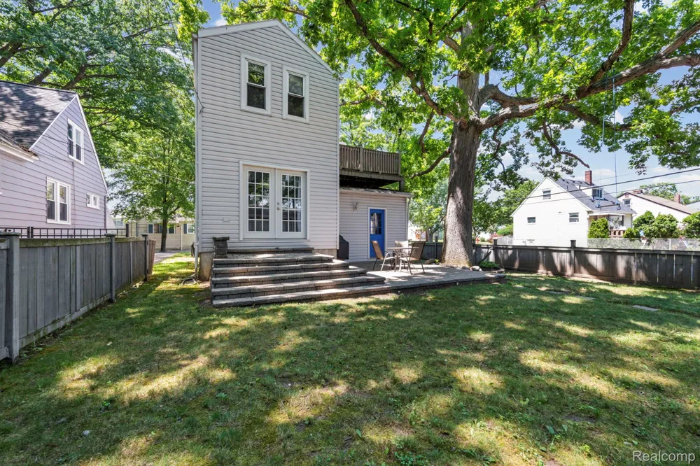 1103 Hoffman Avenue Royal Oak City, MI 48067