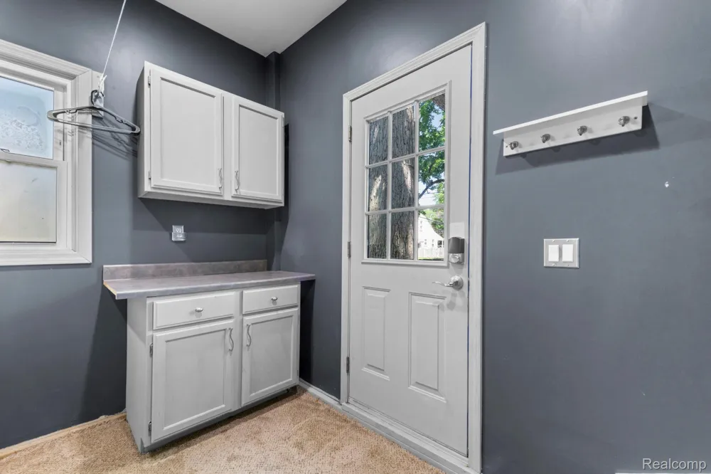 1103 Hoffman Avenue Royal Oak City, MI 48067