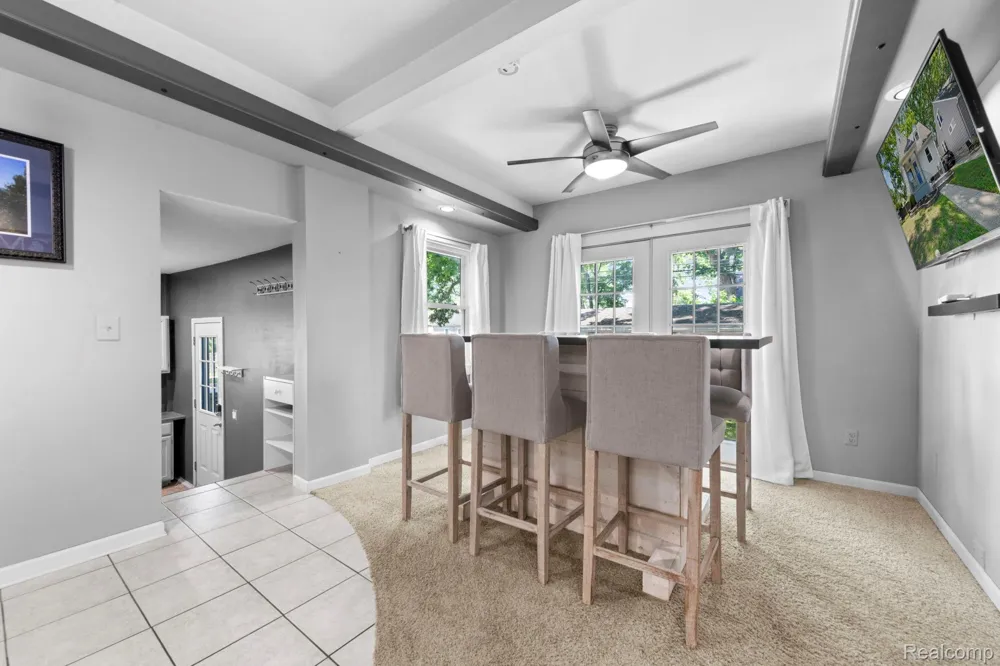 1103 Hoffman Avenue Royal Oak City, MI 48067