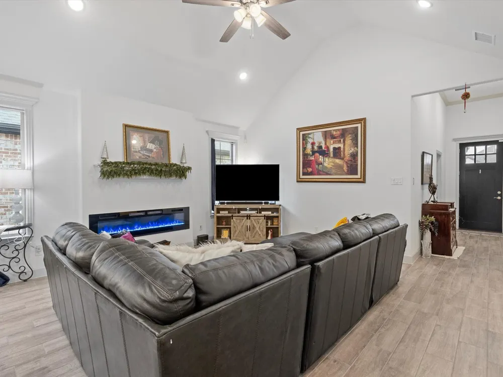 565 Beck Drive Lavon, TX 75166
