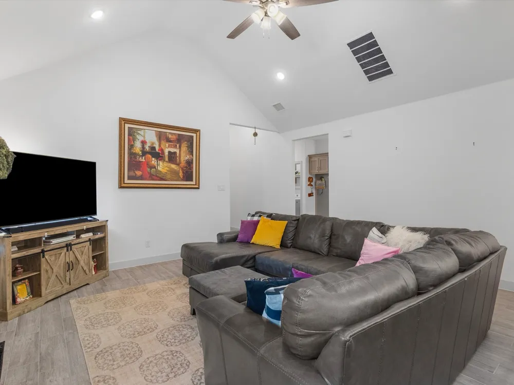 565 Beck Drive Lavon, TX 75166