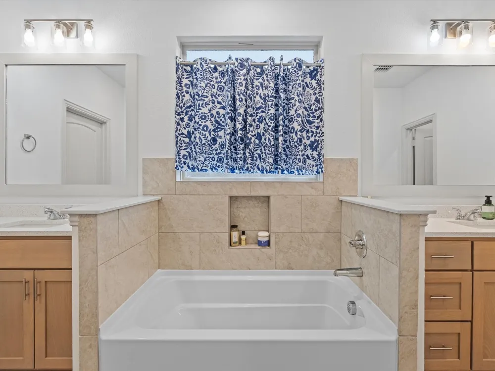 565 Beck Drive Lavon, TX 75166