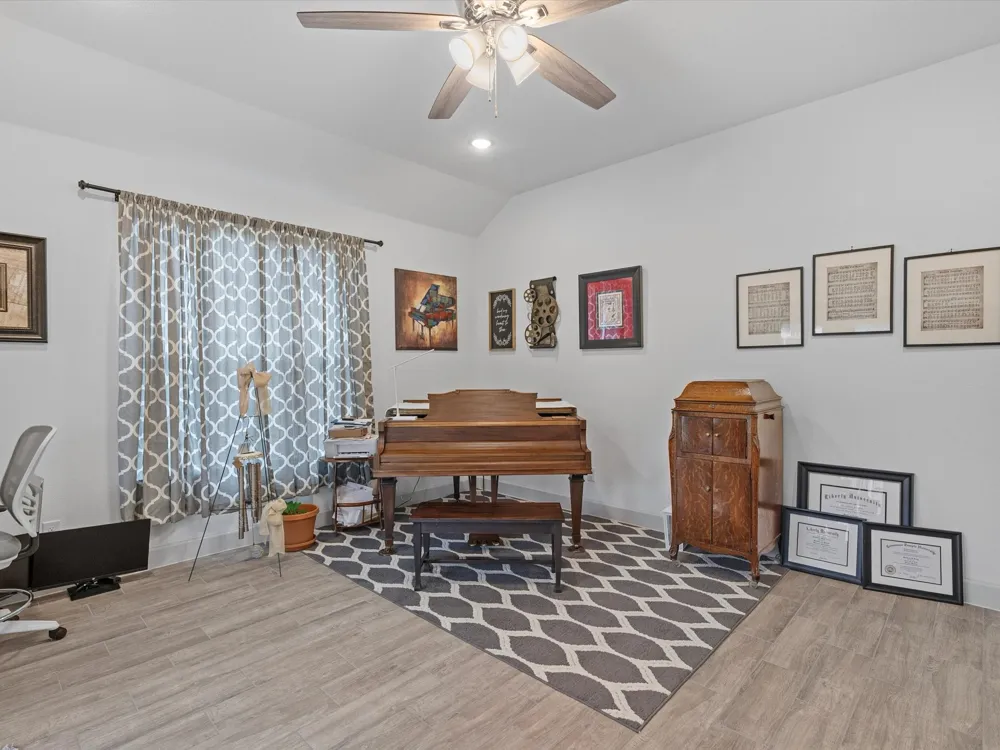 565 Beck Drive Lavon, TX 75166